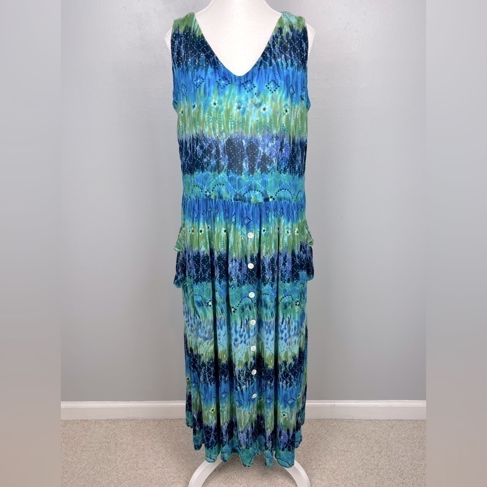 Bila sleeveless drop waist oversized v-neck dress, size small.
